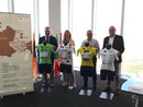 Tour de l'Avenir 2024, Torino a caccia del nuovo Pogacar sulle strade sterrate del colle delle Finestre. &quot;Aspettiamo il Tour dei grandi&quot;