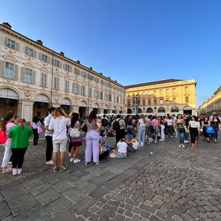 Persone in centro piazza san Carlo