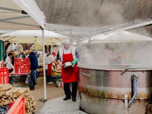 Moncalieri e svuota il pentolone: 15 mila presenze alla Fiera della Trippa