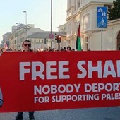 In centinaia marciano per Mohamed Shahin: "un uomo innocente" In centinaia marciano per Mohamed Shahin: "un uomo innocente"