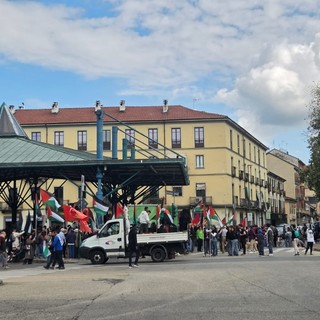 Torino per Gaza ancora in marcia, dopo una settimana di proteste. Obiettivo: l'aeroporto di Caselle