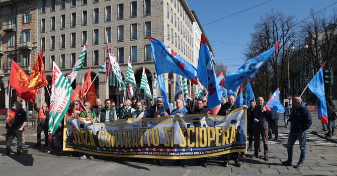 Mirafiori, l'allarme dei i sindacati metalmeccanici sul rinnovo del contratto nazionale