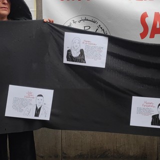 Piobesi si schiera con Gaza e riempie le strade di lenzuoli bianchi
