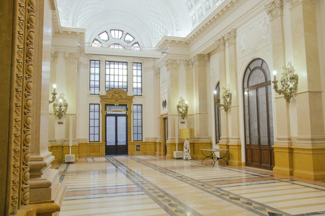 Il Palazzo della Luce in via Bertola