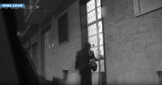 L'uomo, il quinto di una banda, rintracciato in un appartamento di Lucento