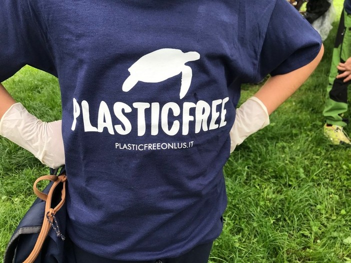 Vinovo torna a mobilitarsi per l'ambiente, domenica 20 settembre nuova pulizia con PlasticFree