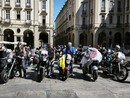 Due ruote in protesta davanti al Comune Due ruote in protesta davanti al Comune