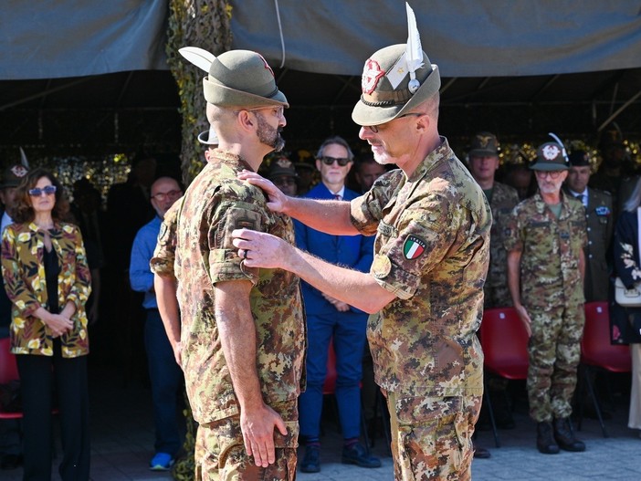 Il Generale di Brigata Giuseppe Sgueglia subentra al parigrado David Colussi Il Generale di Brigata Giuseppe Sgueglia subentra al parigrado David Colussi