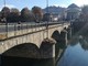 Dopo il restauro, sul ponte della Gran Madre tornano i lampioni storici
