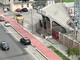 Strisce bianche in rifacimento in via Filadelfia