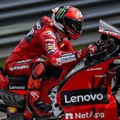 pecco bagnaia e festa tifosi chivasso