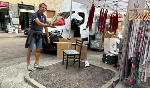 Aiuole-trappola e buche al mercato di corso Sebastopoli, scatta la petizione
