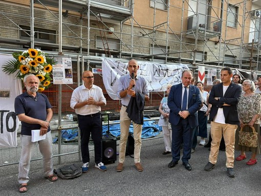 Via Nizza, un anno dopo: tra dolore e insofferenza Via Nizza, un anno dopo: tra dolore e insofferenza