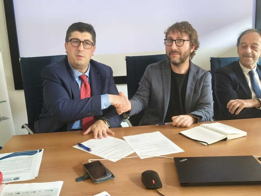 La firma del protocollo La firma del protocollo