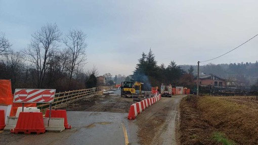 Proseguono i lavori di manutenzione sul ponte di Sciolze Proseguono i lavori di manutenzione sul ponte di Sciolze