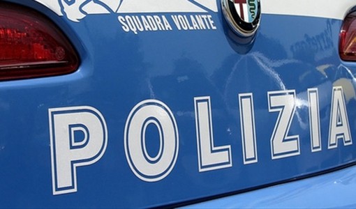 Il fuga l'aggressore, sul posto è intervenuta la Polizia  (foto di archivio)