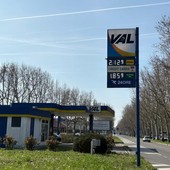 Benzina e diesel, a Torino prezzi alle stelle anche alle pompe bianche