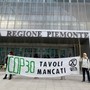 La protesta degli attivisti di Extinction Rebellion davanti alla Regione
