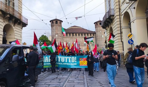 Flotilla abbordata, Torino scende in piazza: "Mobilitazione permanente"
