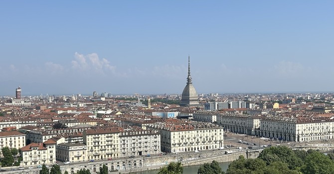 Ponte del 1° Maggio, i turisti scelgono Torino: oltre l'80% di camere occupate. Boom per ristoranti e visite guidate