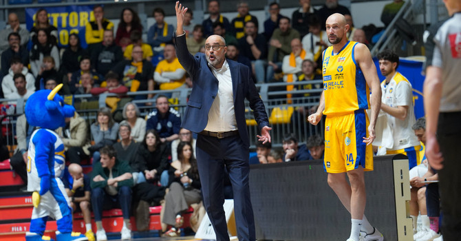 Dubbi sul futuro del basket a Torino