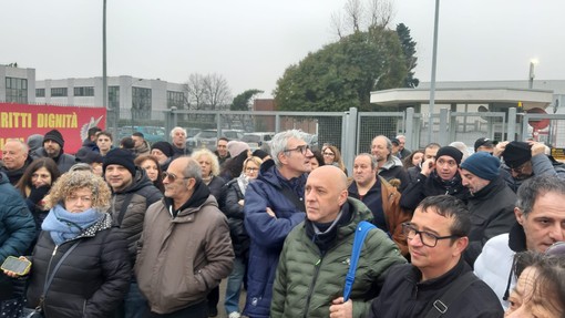 Un altro duro colpo per il futuro della Lear di Grugliasco