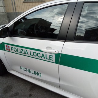 Teneva accese le slot, nonostante il divieto: multato dalla Polizia Municipale di Nichelino