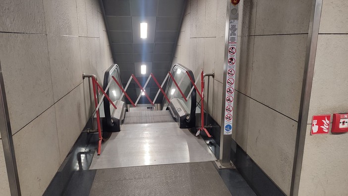 A Porta Susa, tra ascensori e scale mobili rotte, dodici impianti fermi A Porta Susa, tra ascensori e scale mobili rotte, dodici impianti fermi