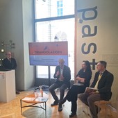 Torino si racconta con la scienza: posate le prime targhe di "Triangolazioni"