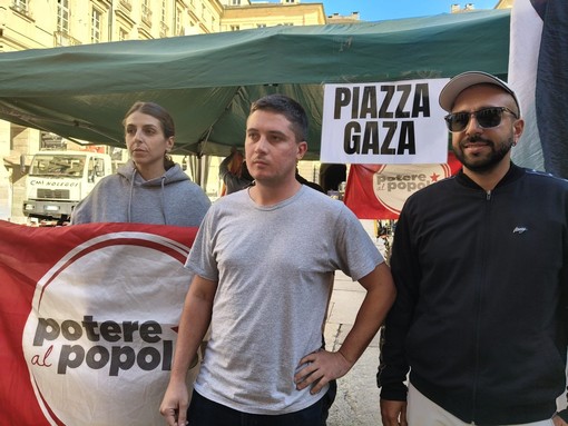 Potere al Popolo e Usb hanno dato il via ad una protesta dal loggione