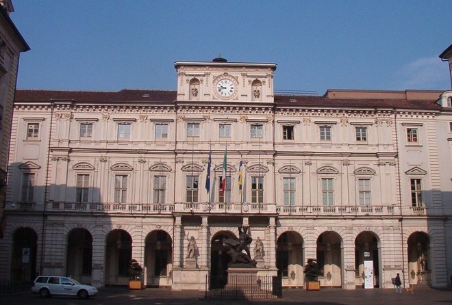 Tirocini al Comune di Torino, approvata mozione per aumentare le retribuzioni