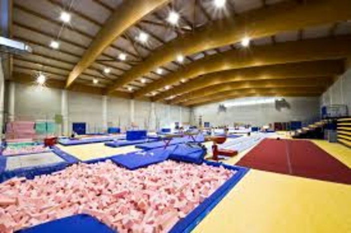 Il Pala Ginnastica di via Pacchiotti intitolato a Patrizia Signor