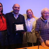 La professoressa Elena Accati premiata dalla Fidapa di Alassio con il riconoscimento di “Eccellenza Donna”
