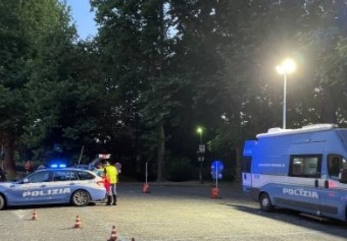 La Polizia Stradale durante un controllo
