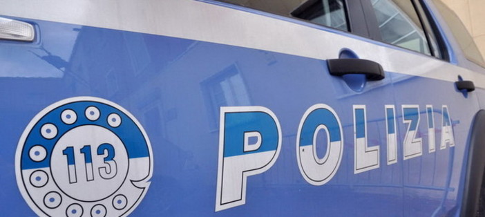 Furto di autoradio in via Gottardo: la Polizia arresta due persone