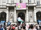 L'immagine di una iniziativa pro Gaza di fronte al Comune di Torino