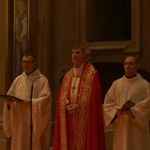 Un momento della cerimonia con il cardinale Roberto Repole