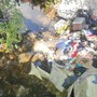 Ancora rifiuti e scarichi abusivi in via Rossetti