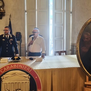 Riecco a Palazzo Chiablese dipinto e lampadario storico rintracciati dai Carabinieri