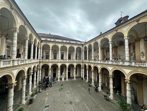 Festa dei Nuovi Cittadini: aperto il cortile e il loggiato del Rettorato di Unito Festa dei Nuovi Cittadini: aperto il cortile e il loggiato del Rettorato di Unito