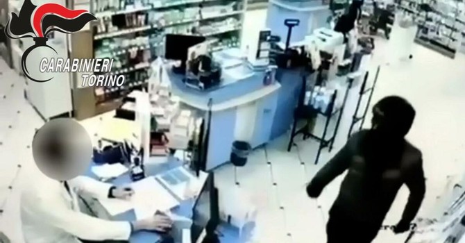 Il rapinatore agiva tra Torino, Moncalieri e Nichelino