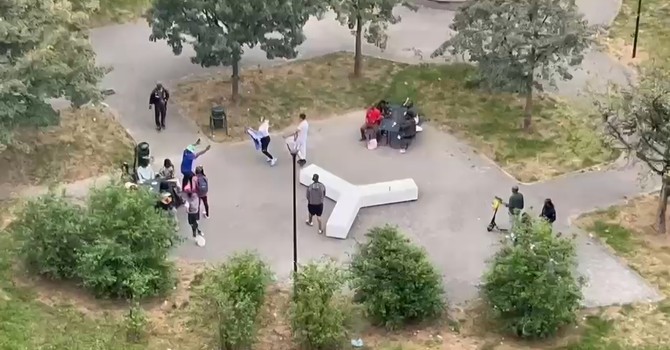 Aurora, una cancellata per salvare i giardini Madre Teresa: ecco la petizione popolare