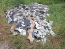 Moncalieri, 'furbetti dei rifiuti' scaricano di tutto sugli argini del Chisola