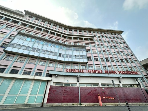 Il piccolo è stato portato d'urgenza al Regina Margherita