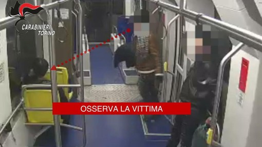 La vittima è stata adocchiata a bordo di un tram La vittima è stata adocchiata a bordo di un tram