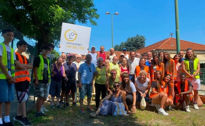I ragazzi di Piazza Ragazzabile in visita ai centri anziani di Moncalieri I ragazzi di Piazza Ragazzabile in visita ai centri anziani di Moncalieri