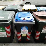 Bidoni maleodoranti per il caldo, Amiat lancia l'appello: &quot;Non buttate organico e rsu sfusi&quot;