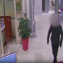 Una scena della rapina ripresa dalle telecamere