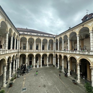 Festa dei Nuovi Cittadini: aperto il cortile e il loggiato del Rettorato di Unito Festa dei Nuovi Cittadini: aperto il cortile e il loggiato del Rettorato di Unito