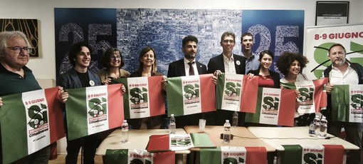 Referendum cittadinanza, il centrosinistra torinese con Riccardo Magi per il Sì